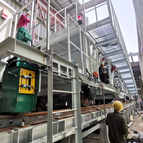 Carro transportador de cinto de borracha de lascas de madeira